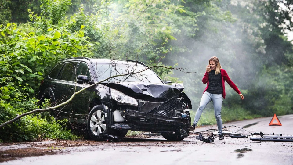 Le cause più comuni degli incidenti stradali
