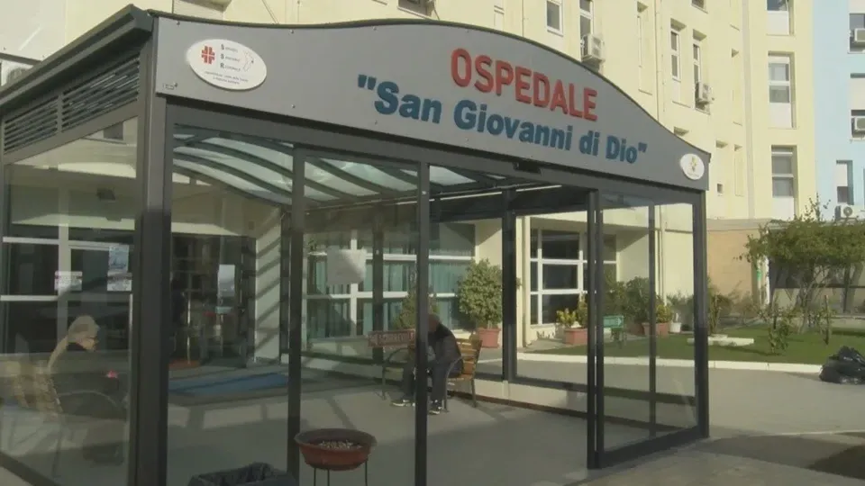 Crotone, grave incidente: giovane di 170 chili operato al San Giovanni di Dio