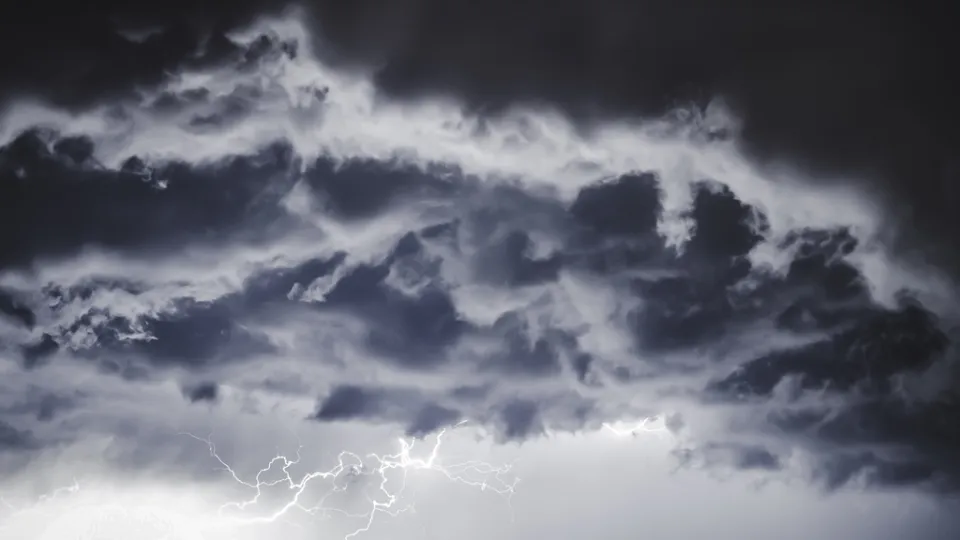 Allerta meteo arancione: scuole chiuse domani a Crotone