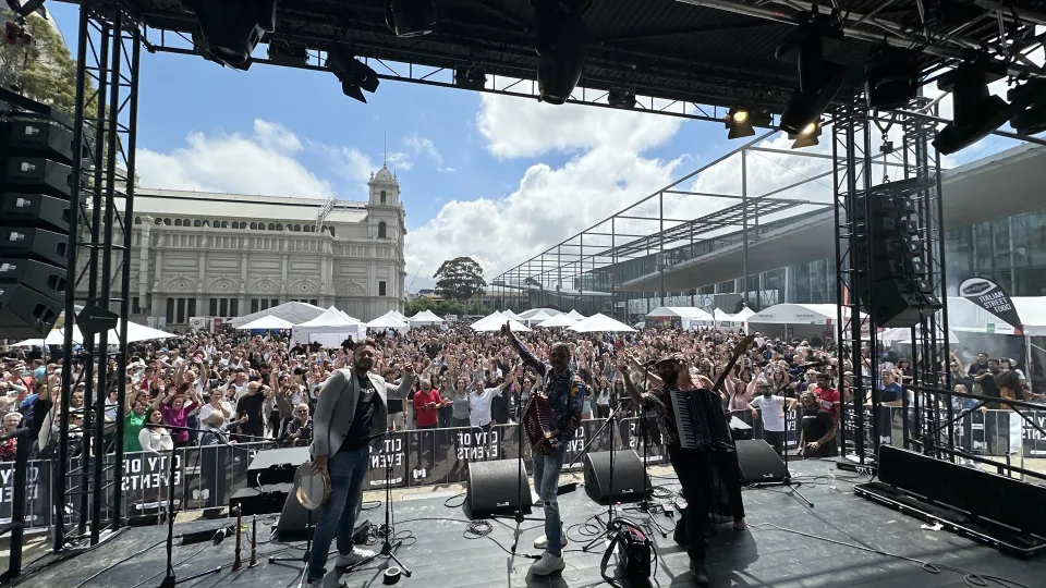 Musica: prosegue il tour in Australia di Calabria Sona