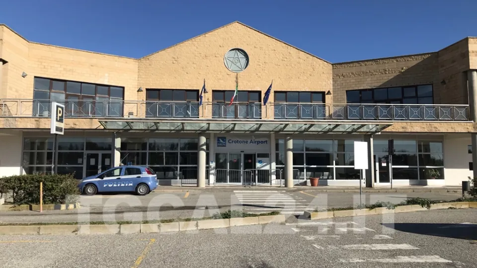 Infrastrutture, Uiltrasporti: «Servono interventi mirati sugli aeroporti di Crotone e Reggio Calabria»