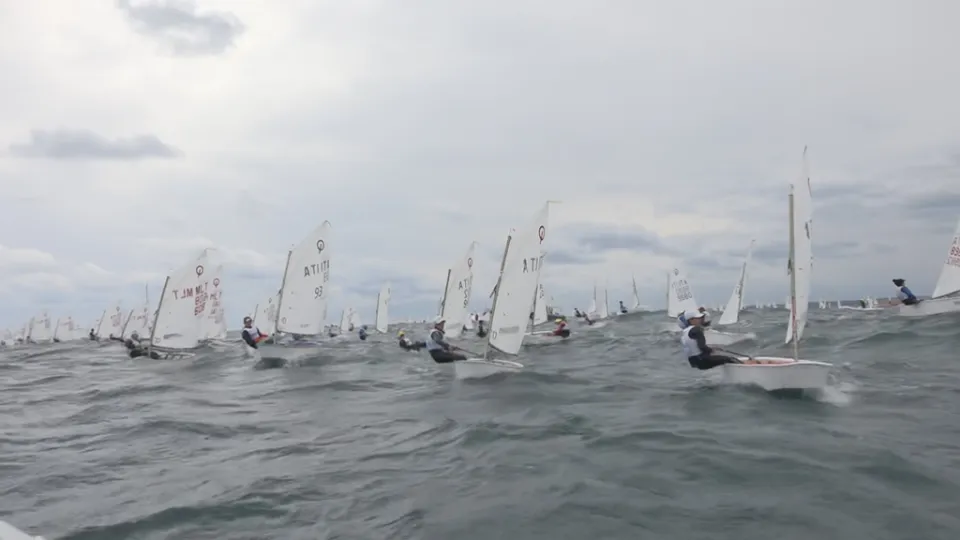 VIDEO | Vela, cala il sipario sulla Carnival Race 2022: Crotone si conferma città del vento