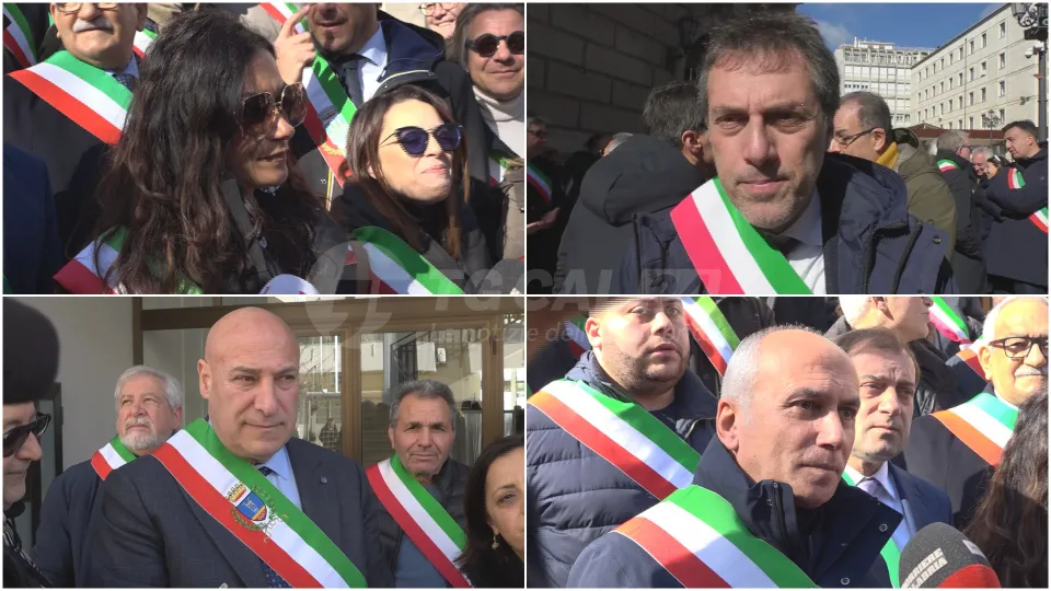 Autonomia Differenziata, i sindaci: «Faremo le barricate»