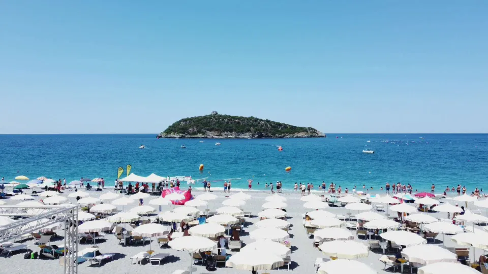Nuoto in acque libere, conto alla rovescia per il "Trofeo Isola di Cirella"