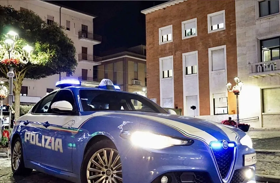 Crotone, due arresti per droga e controlli della Polizia