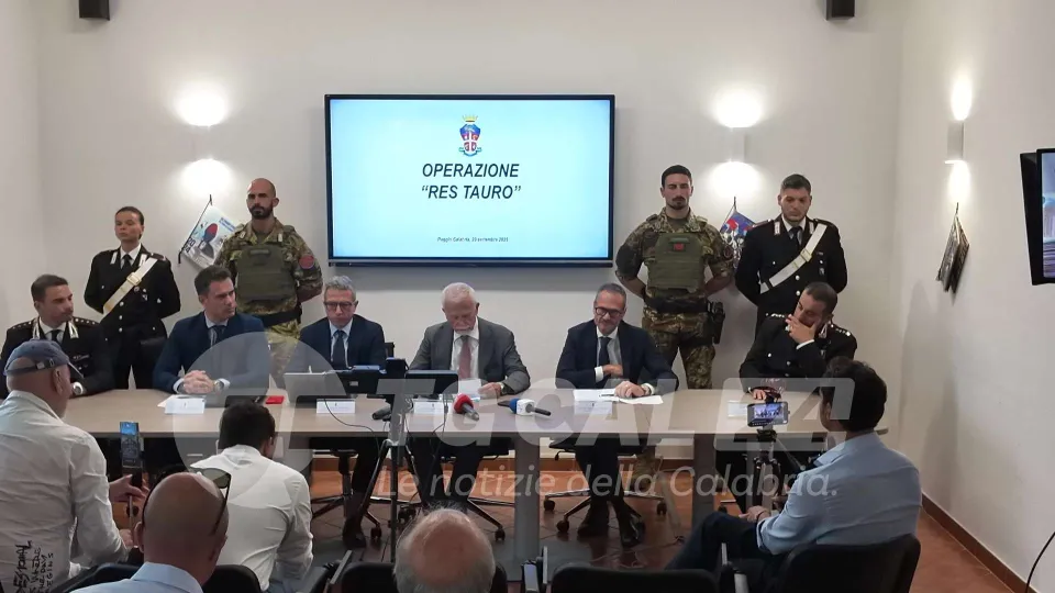 'Ndrangheta, blitz contro la cosca Piromalli: arrestato il boss