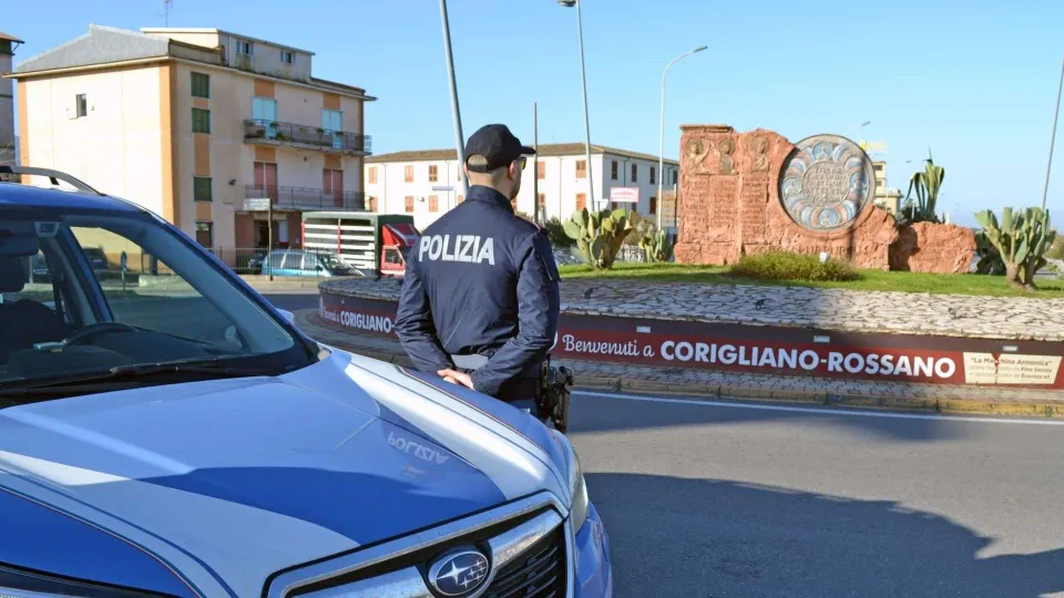 Corigliano-Rossano, furto e aggressione ad agenti: un arresto