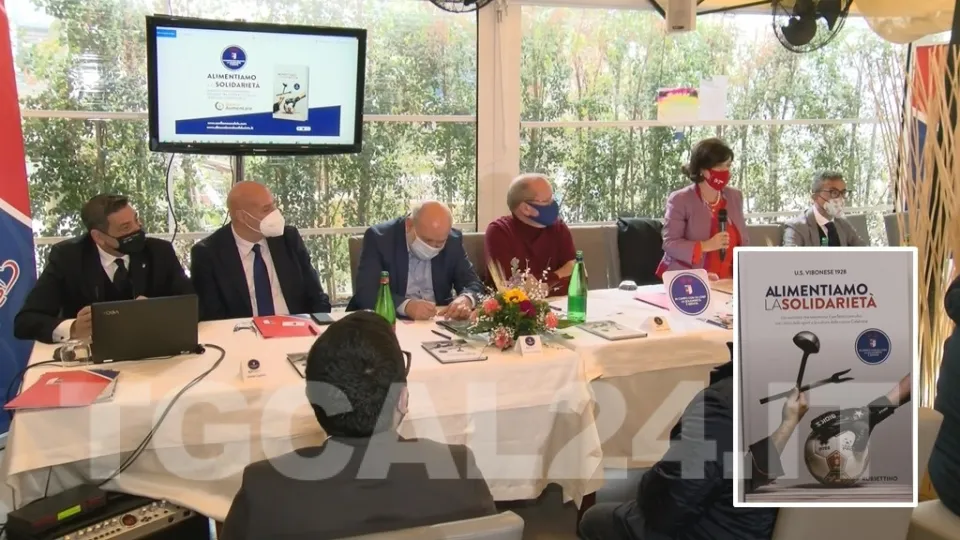 VIDEO | Calcio e cucina: presentato a Crotone il volume "Alimentiamo la solidarietà"