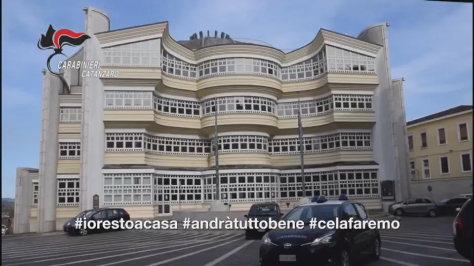 Coronavirus: "Andrà tutto bene", il video messaggio dei Carabinieri di Catanzaro (VIDEO)