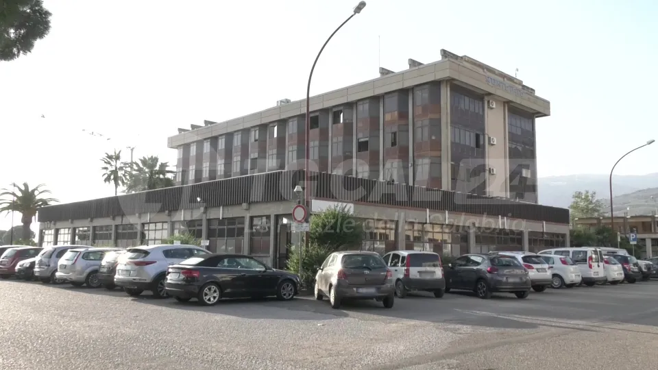 Caos al Comune di Lamezia: si dimette un'altra assessora
