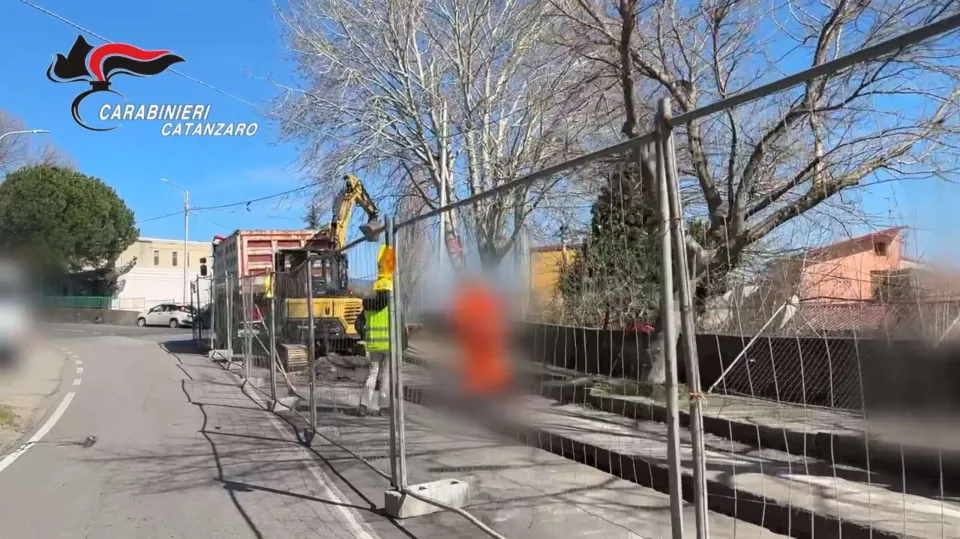 Tre arresti a Catanzaro per tentate estorsioni legate alla ‘ndrangheta