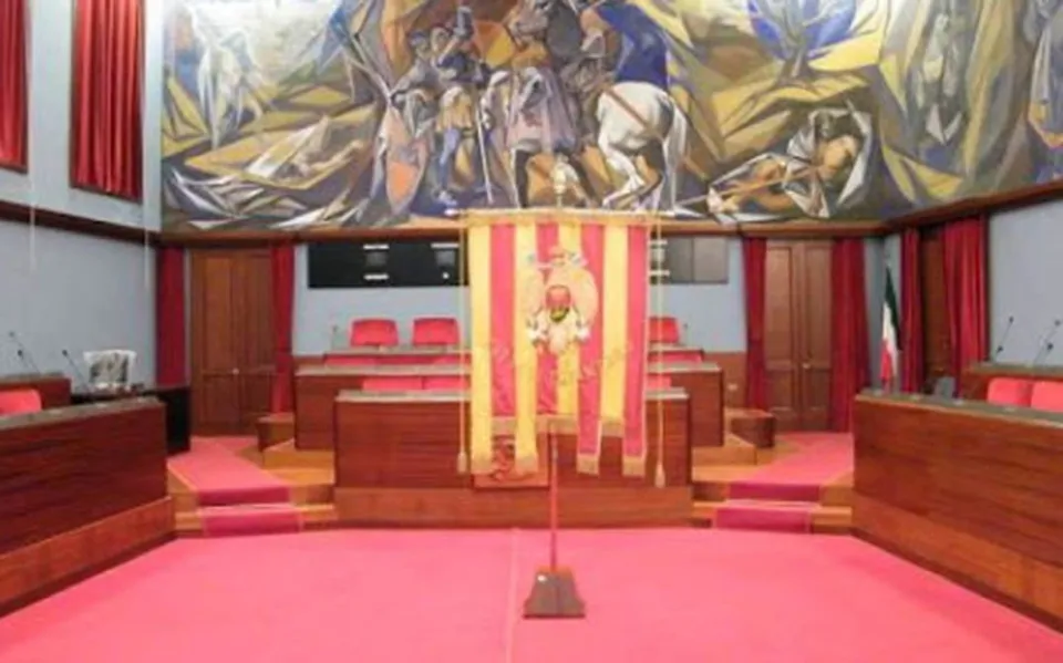 Crisi al Comune di Catanzaro: in attesa delle decisioni di Abramo, torna "Non è l'arena"