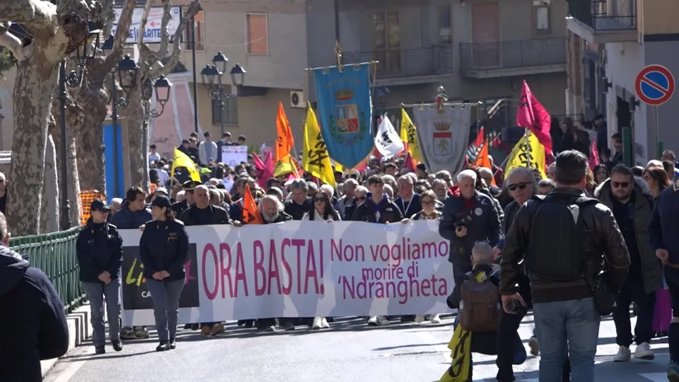 Libera a Cassano: "Camminare insieme per liberarsi dalla 'ndrangheta"