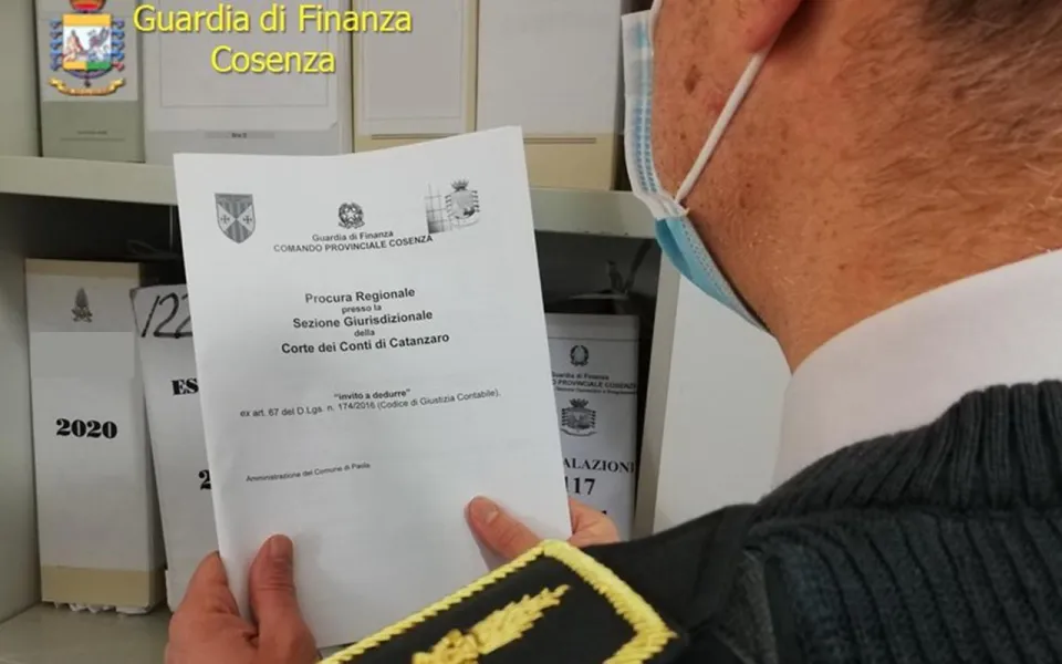 Paola, danno erariale da un milione di euro contestato a tecnici e amministratori comunali