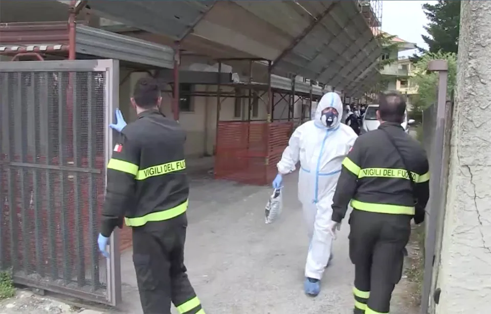 Cadaveri trovati a Vibo Valentia: fratello e sorella sarebbero stati uccisi dal gas (Video)