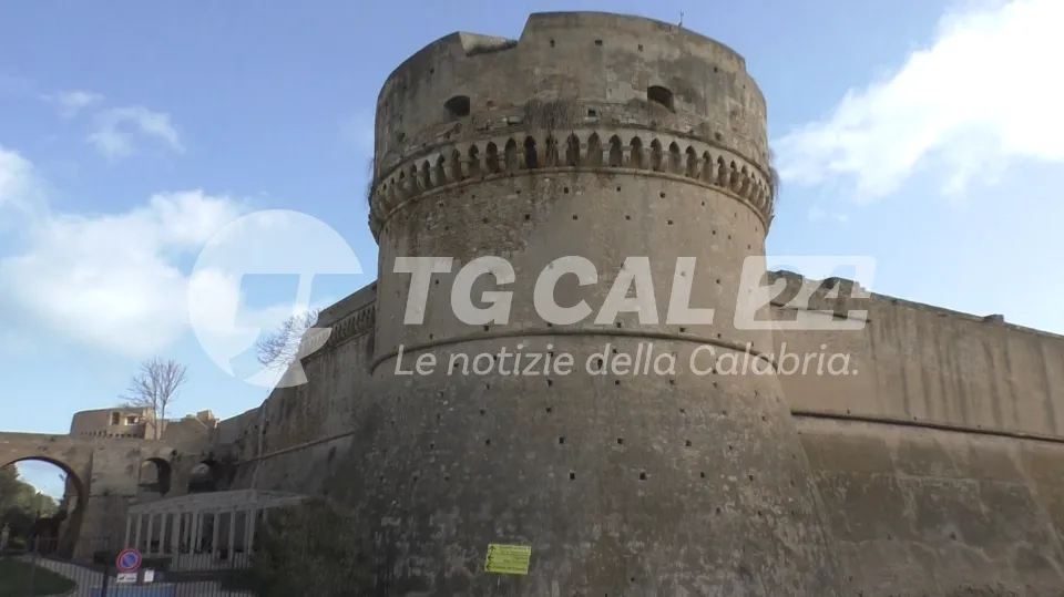 Crotone, il castello di Carlo V passa alla Direzione musei della Calabria