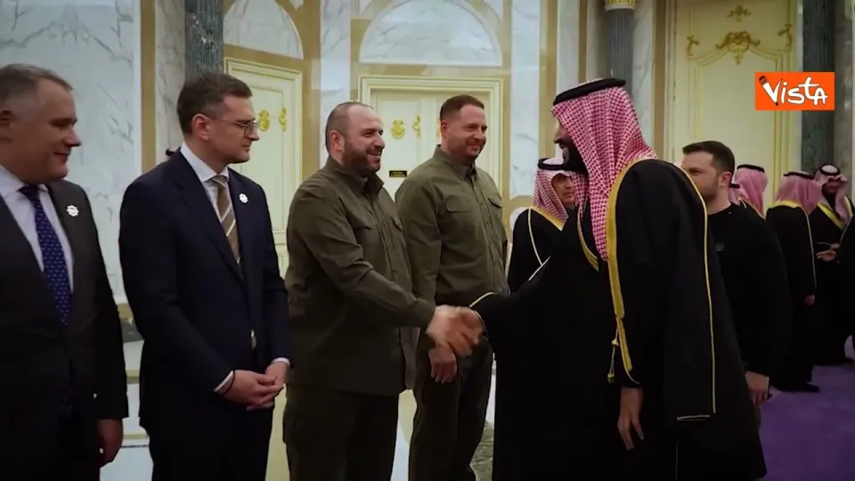 Zelensky in Arabia Saudita l'incontro con il Principe ereditario