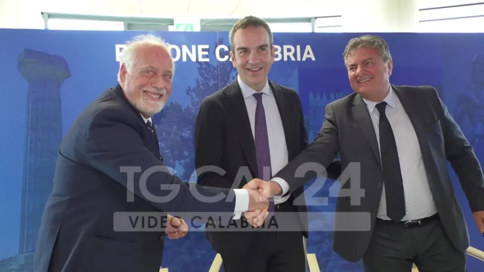 Nasce l'azienda sanitaria Dulbecco, Occhiuto: "È una volta epocale per la sanità calabrese e del Sud"