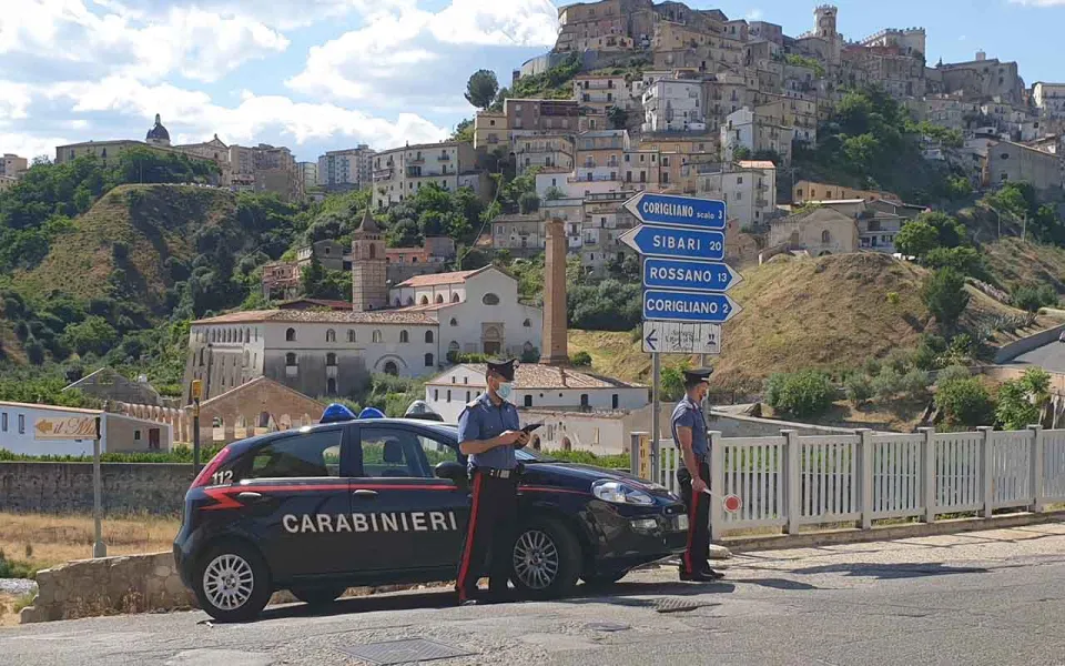 Occupazione abusiva di case popolari, controlli a tappeto e 5 denunce a Corigliano