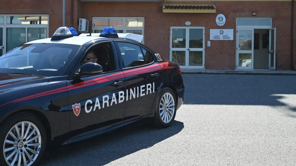 Botricello, 2 furti in poche ore: denunciato 35enne di Isola