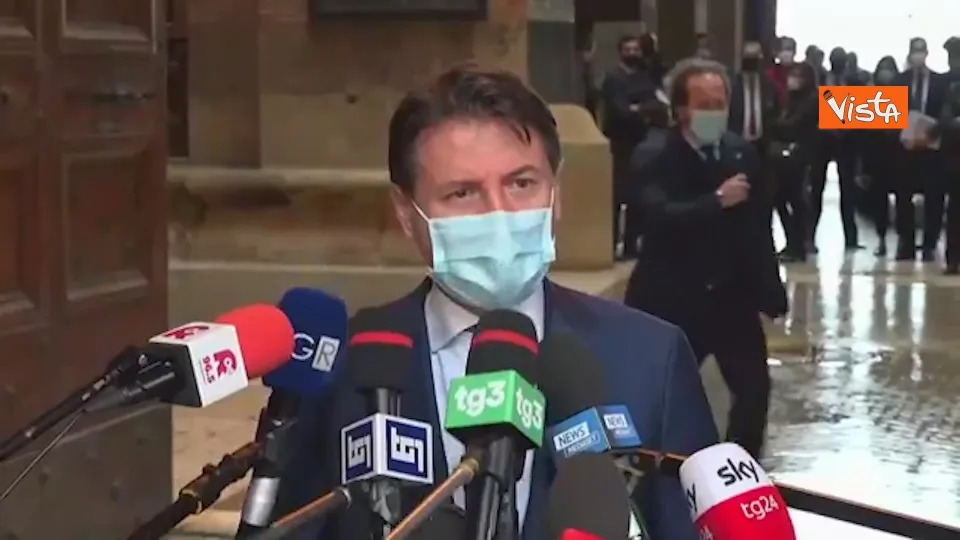 Coronavirus, Conte: «Vorremmo varare Dpcm con le nuove misure stasera» (VIDEO)