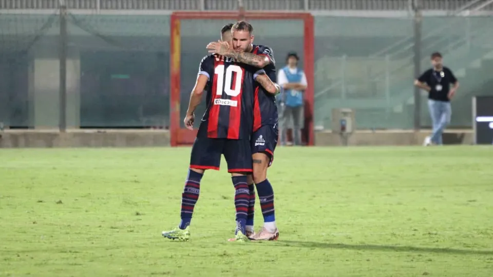 CALCIO | Serie C: buona la prima per il Crotone che batte l'Altamura