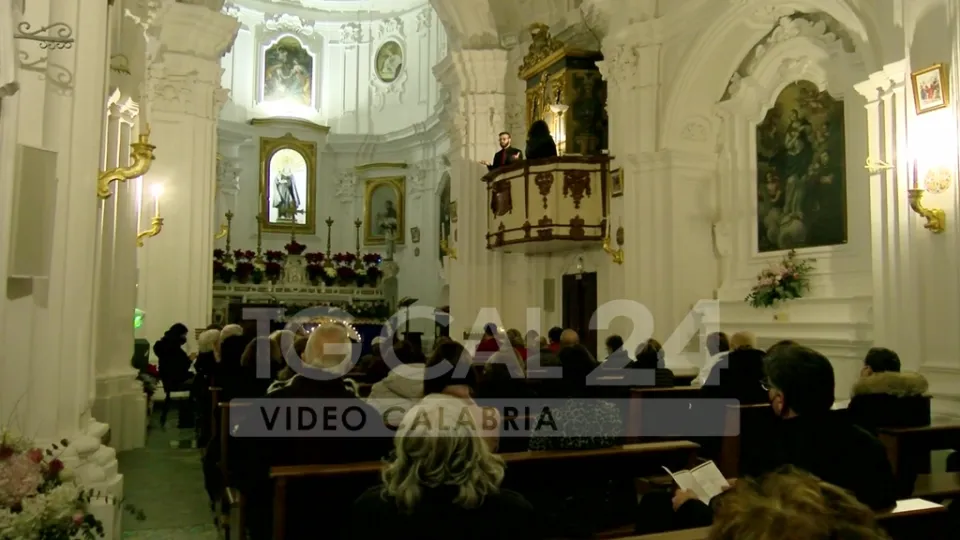 VIDEO | Musica, con il concerto di beneficenza del maestro Lavinia si chiude "L'Hera della Magna Grecia"