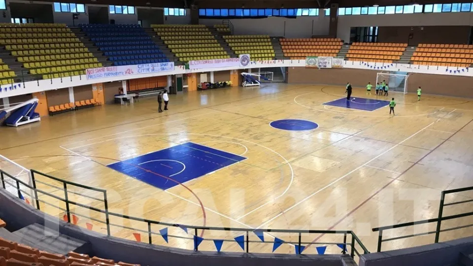 Gestione degli impianti sportivi a Crotone: firmata convenzione tra Comune ed Akrea