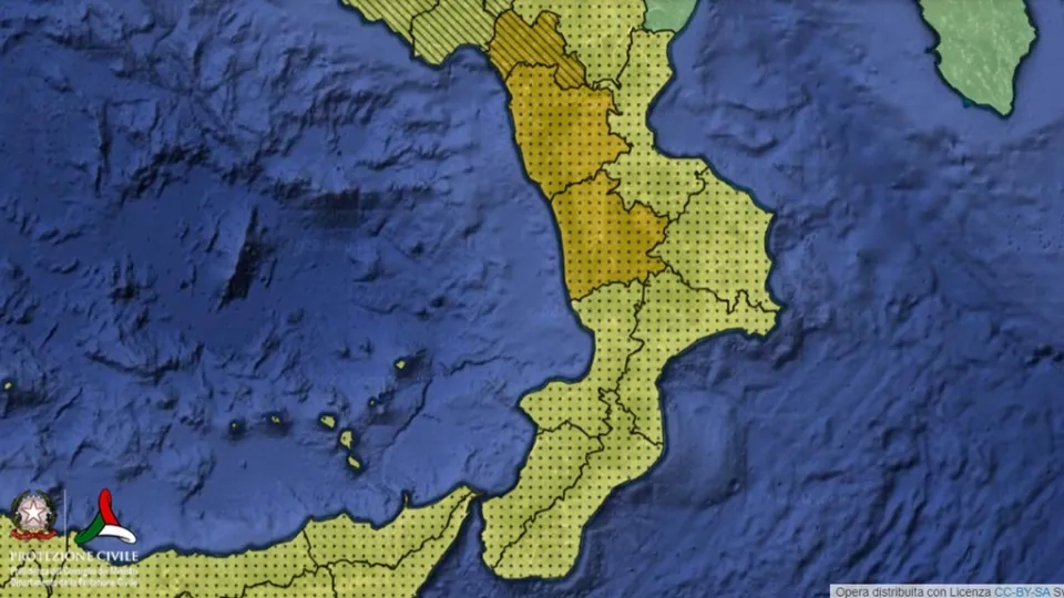METEO | Maltempo in Calabria: diramata allerta arancione e gialla per sabato 10 dicembre