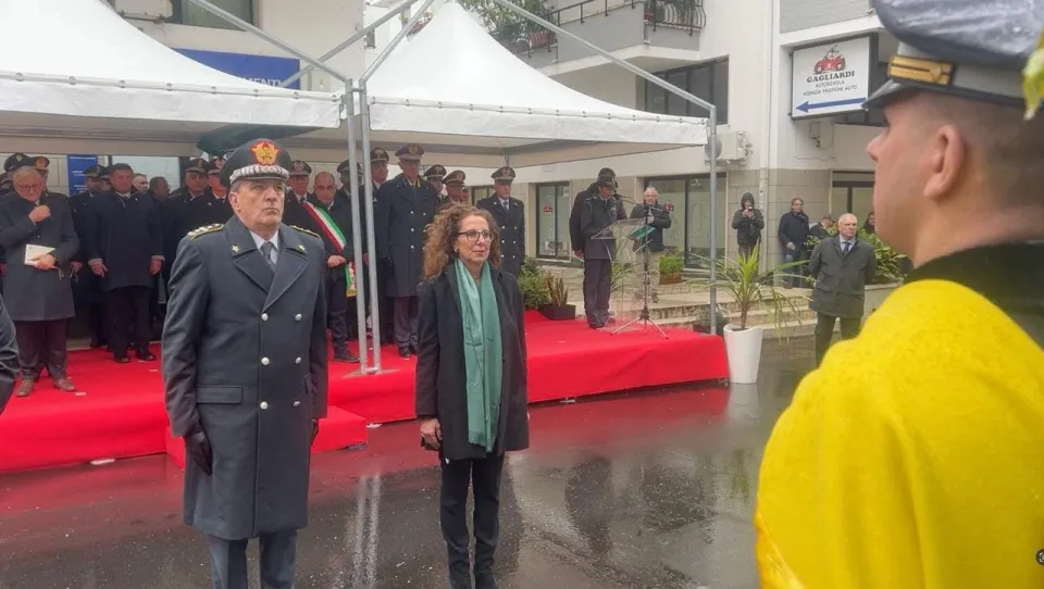 Gdf, generale De Gennaro in visita al Comando regionale Calabria