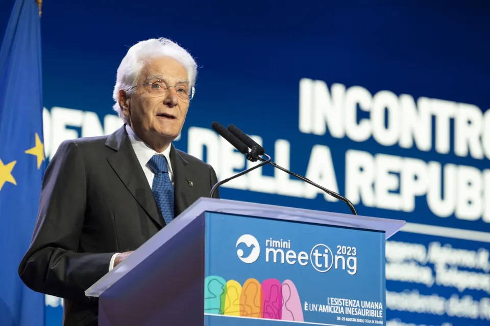 Migranti, Mattarella: «Servono ingressi regolari, sostenibili e ampi» (VIDEO)