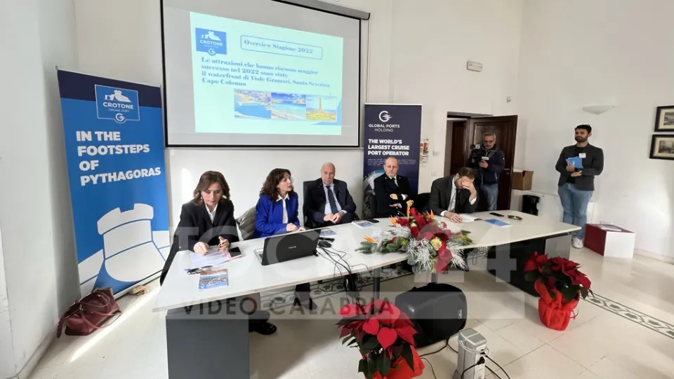 VIDEO | Oltre 21mila crocieristi a Crotone nel 2022: e per il 2023 aumentano le prenotazioni