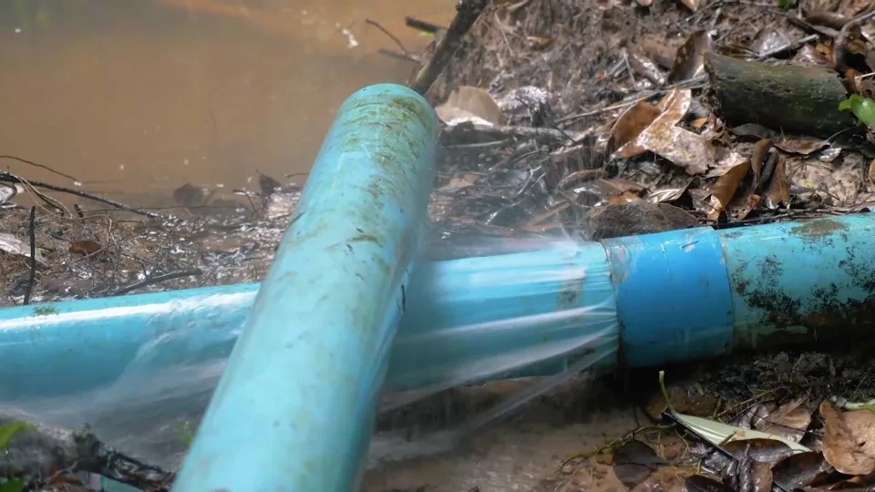 Acqua, grave rottura ad acquedotto Catanzaro: chiuse tutte le scuole
