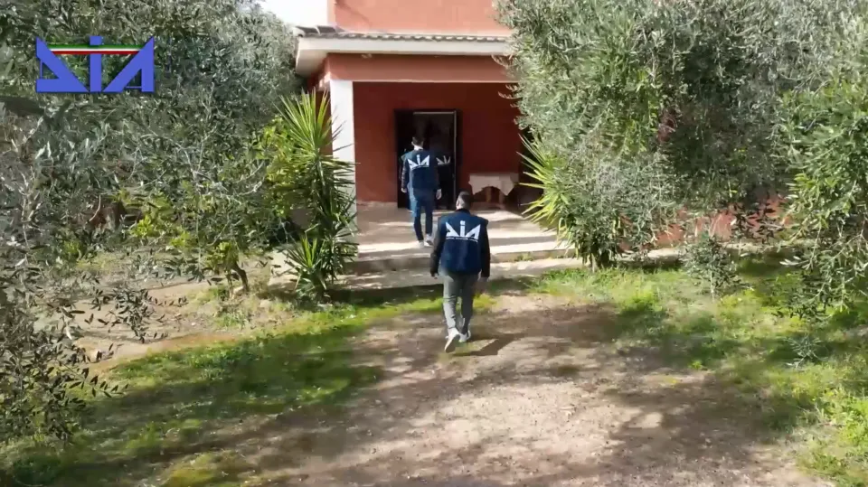 'Ndrangheta: sequestro da 6 milioni ad esponente della cosca Barbaro di Platì