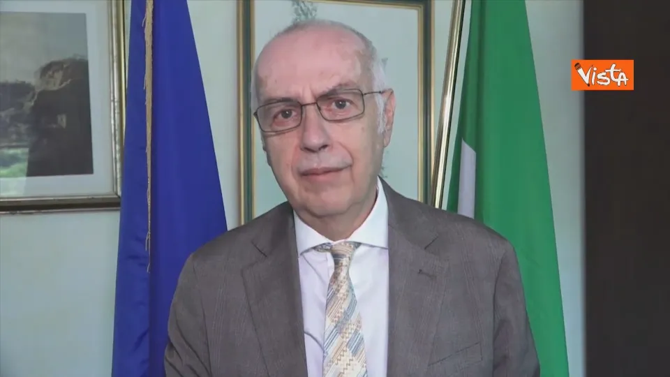 Coronavirus: in Italia aumentano i casi, l'Rt si mantiene intorno a 1 (VIDEO)