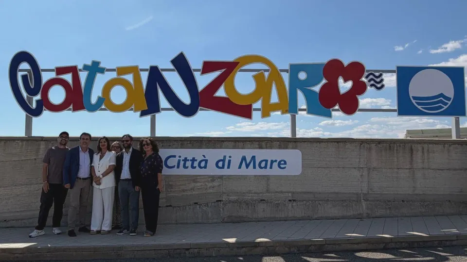 Porto di Catanzaro, svelata la nuova installazione "Catanzaro Città di Mare"