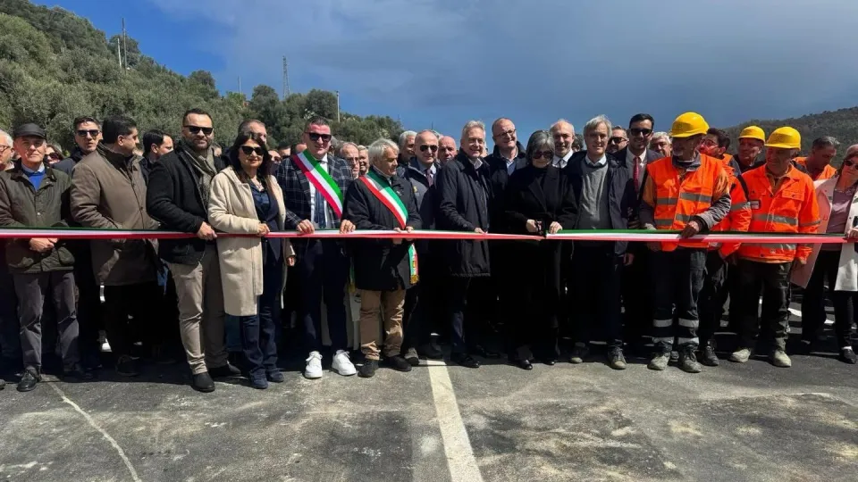 Sila-mare, inaugurato il tratto di strada tra Longobucco e Cropalati