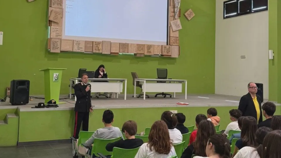 Campo Calabro, i Carabinieri incontrano gli studenti
