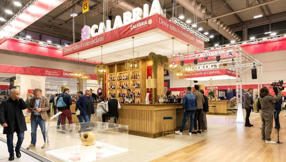 Calabria protagonista al Vinitaly 2026 con oltre 110 aziende