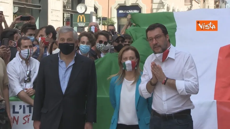 "L'Italia che non si arrende": manifestazione a Roma del centrodestra (VIDEO)
