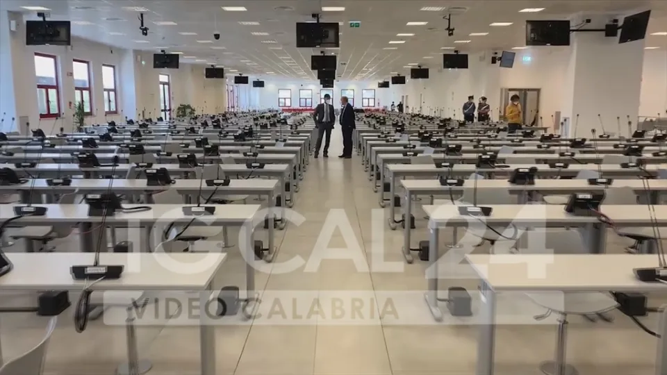 VIDEO | Inaugurata l'aula bunker e l'archivio distrettuale a Lamezia, Gratteri: «Merito di tutti»