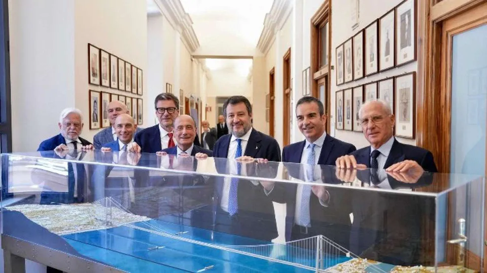 Ponte sullo Stretto: firmato al Mit l'accordo di programma