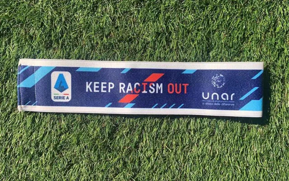 Calcio Serie A: il Crotone con Adam Ounas contro ogni forma di razzismo