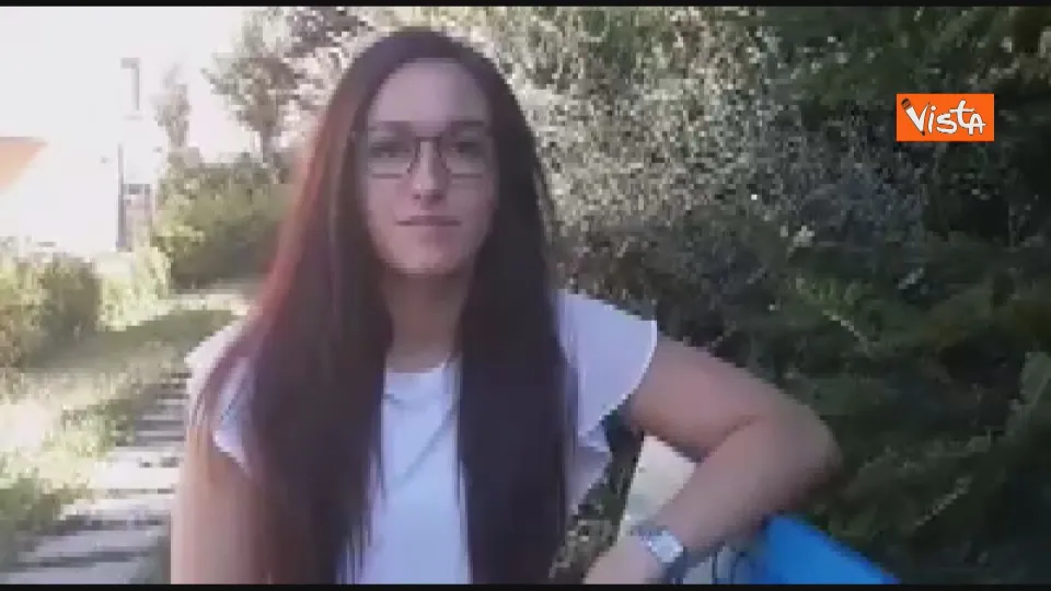Coronavirus, il messaggio dell’infermiera 24enne ai coetanei: «Mettetevi la mascherina» (VIDEO)