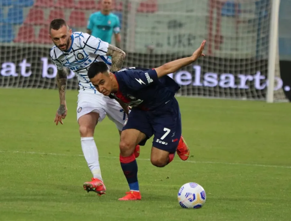 Calcio, il Crotone saluta la serie A: inizia la programmazione per la prossima stagione tra i cadetti
