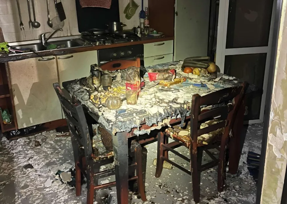Incendio in un appartamento a Catanzaro, ustionato un uomo
