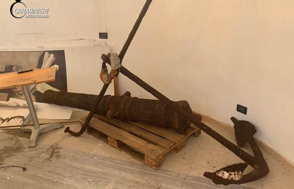 Melito Porto Salvo, messi al riparo il cannone e l'ancora del piroscafo "Torino"