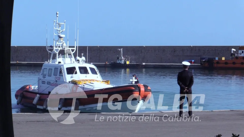 Il mare calabrese è eccellente: serena l'estate 2023 per i bagnanti
