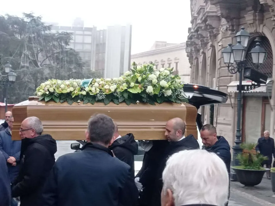 L'ultimo saluto all'ex presidente della Regione Chiaravalloti (FOTO)