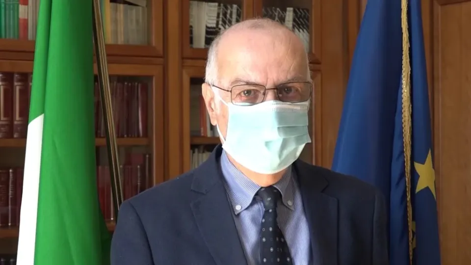 Coronavirus, aumento dei casi positivi in Italia: il commento di Gianni Rezza (VIDEO)